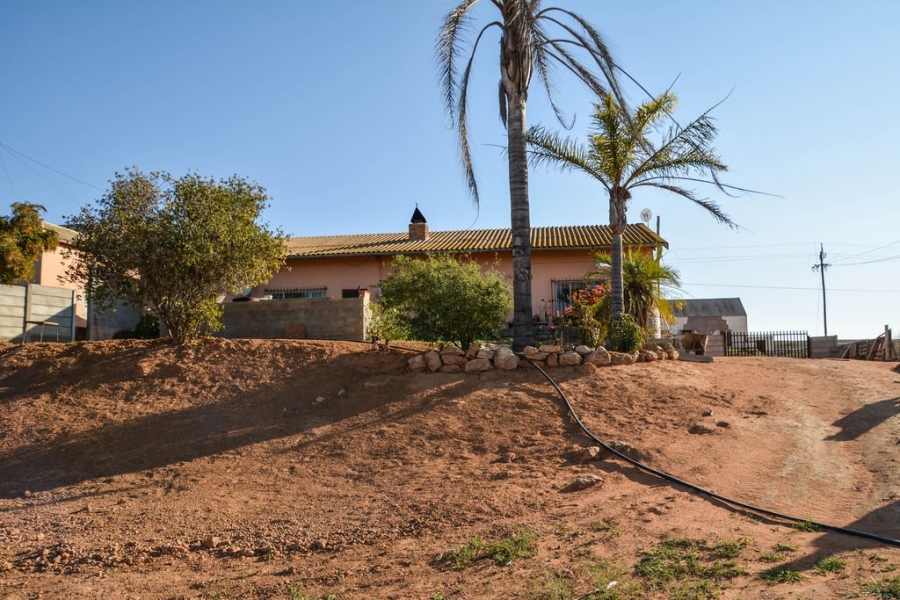 Commercial Property for Sale in Vredendal Rural Western Cape